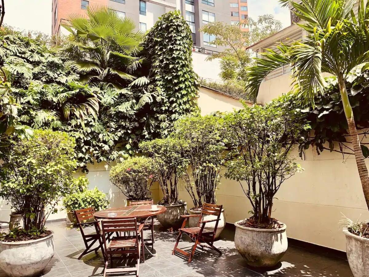 Modern Ultra Fast Internet In El Poblado Appartement Medellín